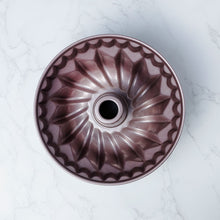 Nonstick Kugelhopf Cake Mold (17.8cm)