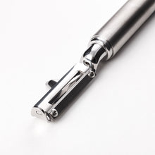 Stainless Steel Swivel Peeler (Right-Handed)