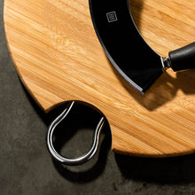 Mezzaluna Chopper (14cm / 5.5 in) with Bamboo Board (Ø24cm / 9.5 in)