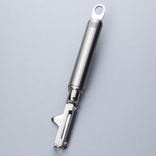 Stainless Steel Swivel Peeler (Right-Handed)
